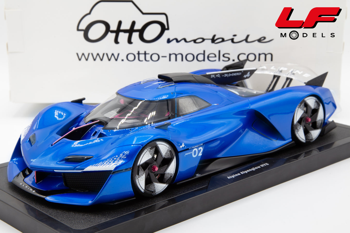 modellino alpine alpenglow ottomobile 1:18 frontale