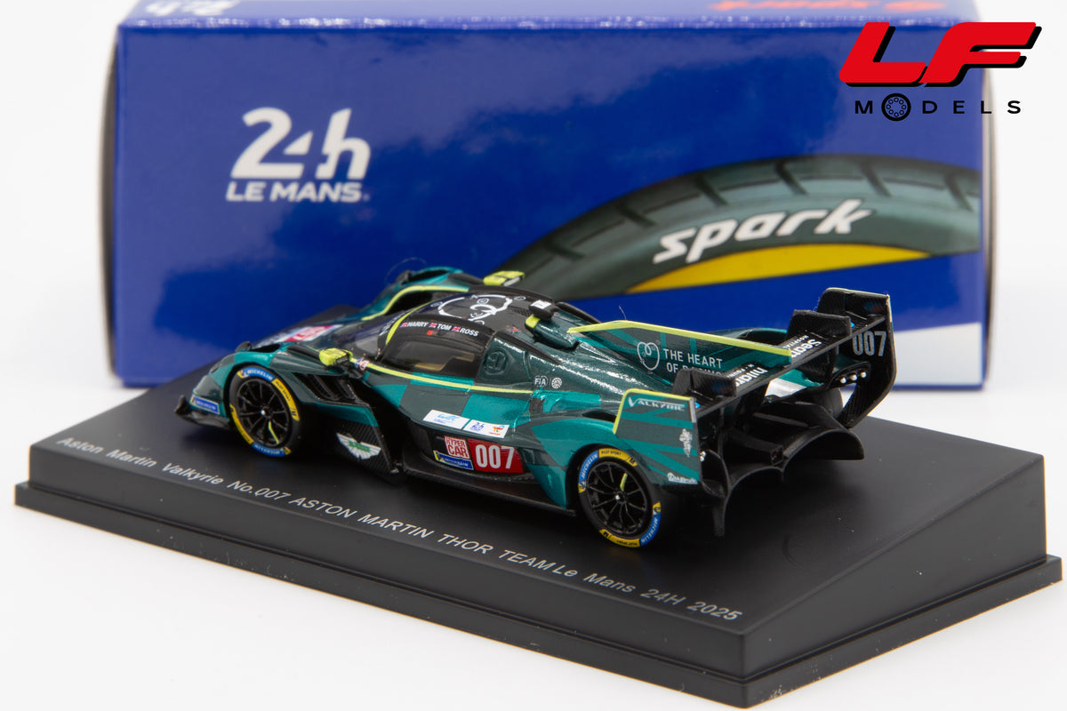 modellino aston martin valkyrie 007 24h le mans spark 1:64 64S060 vista posteriore