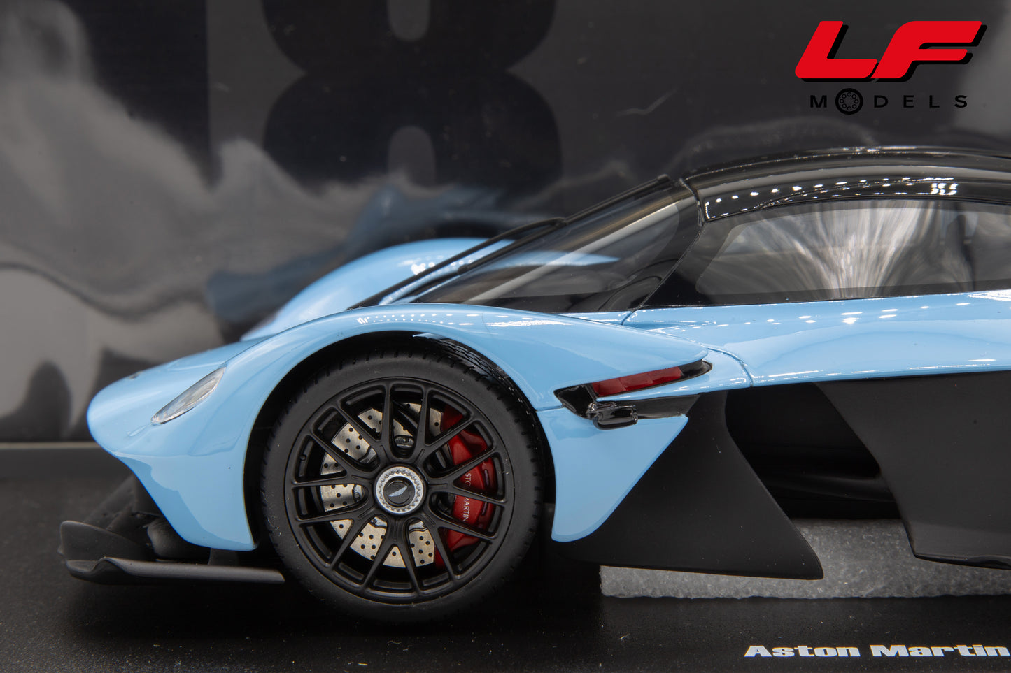 modellino aston martin valkyrie gt spirit 1:18 dettaglio cerchio