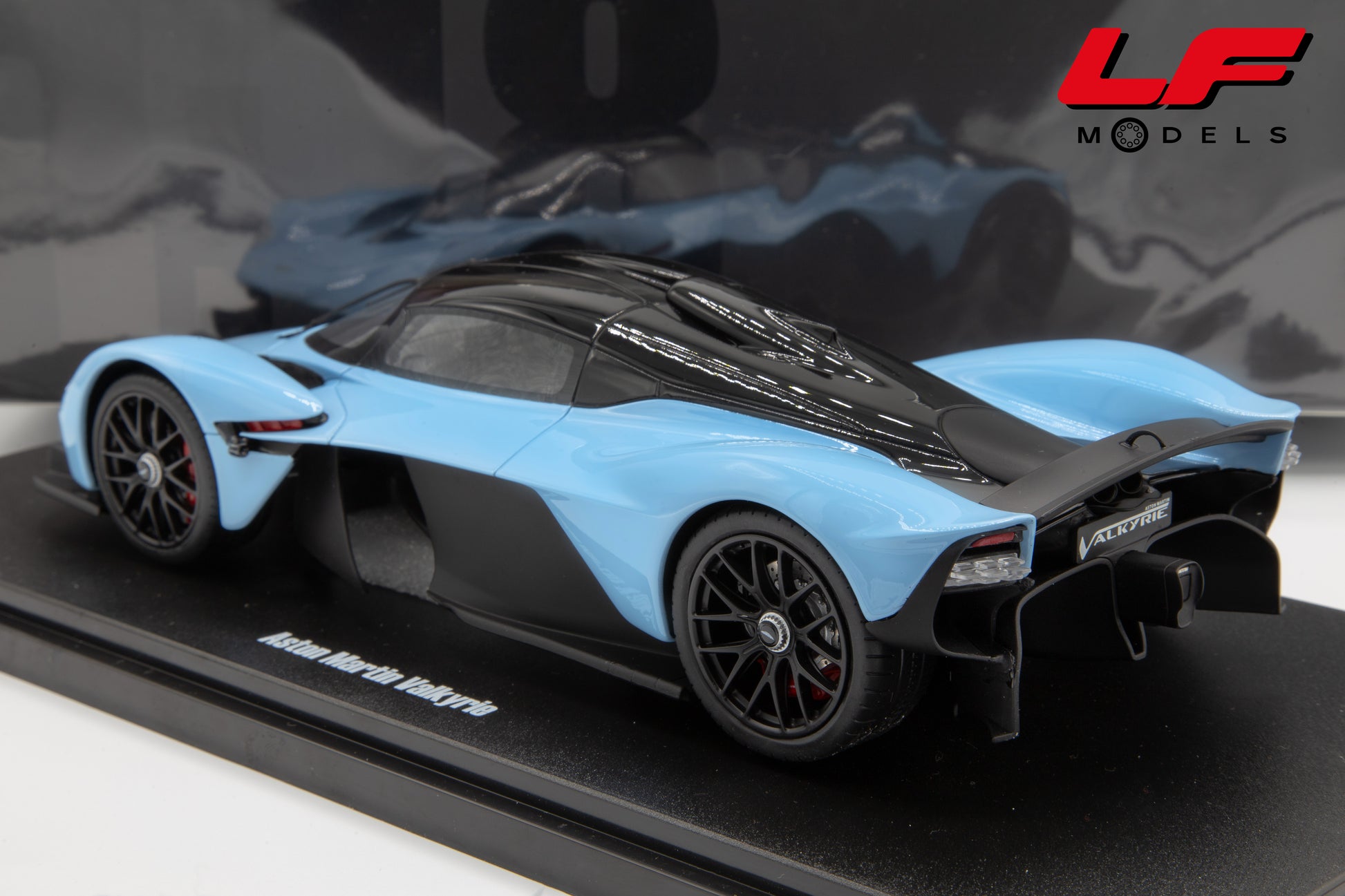 modellino aston martin valkyrie gt spirit 1:18 posteriore