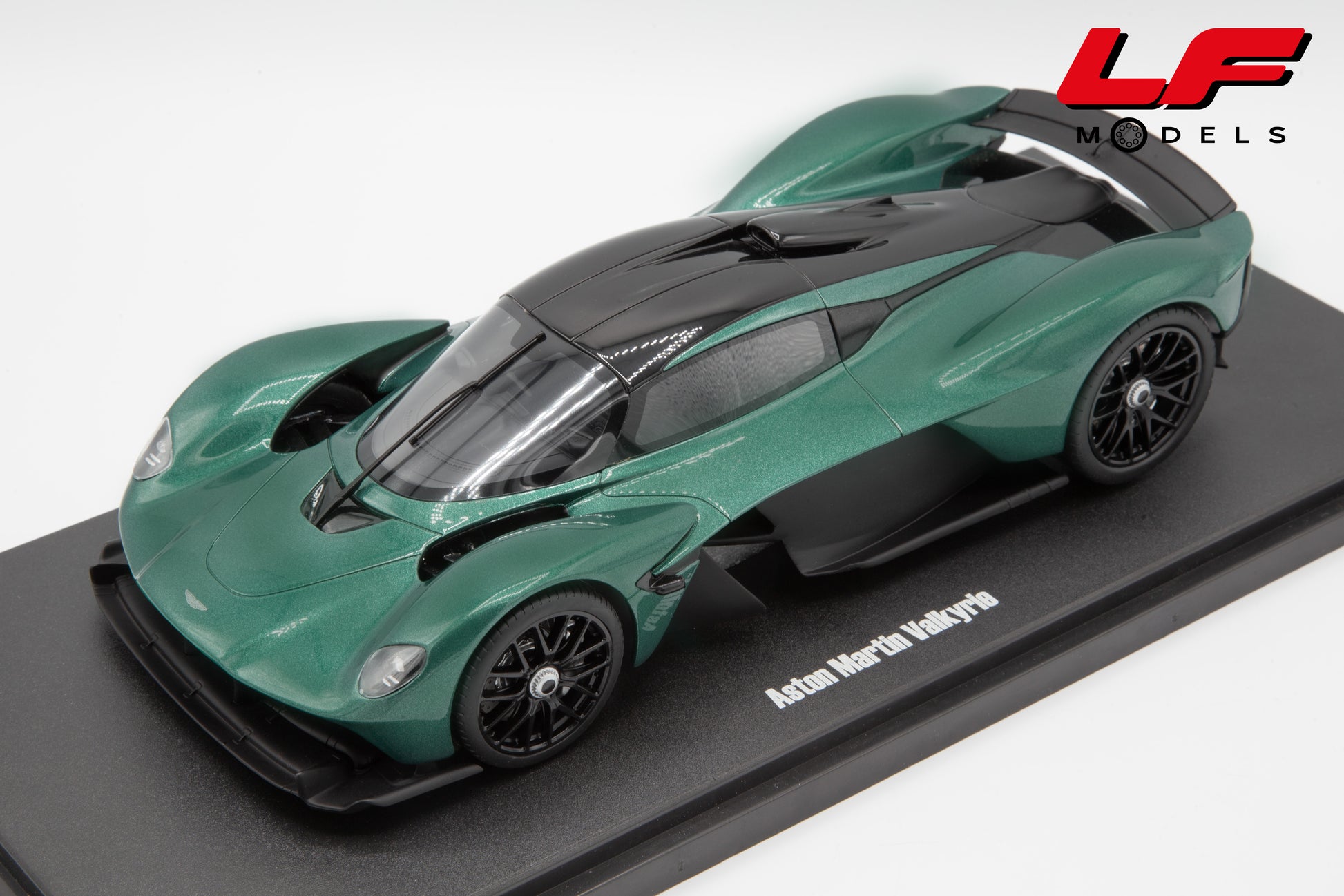 modellino aston martin valkyrie gt spirit 1:18 frontale