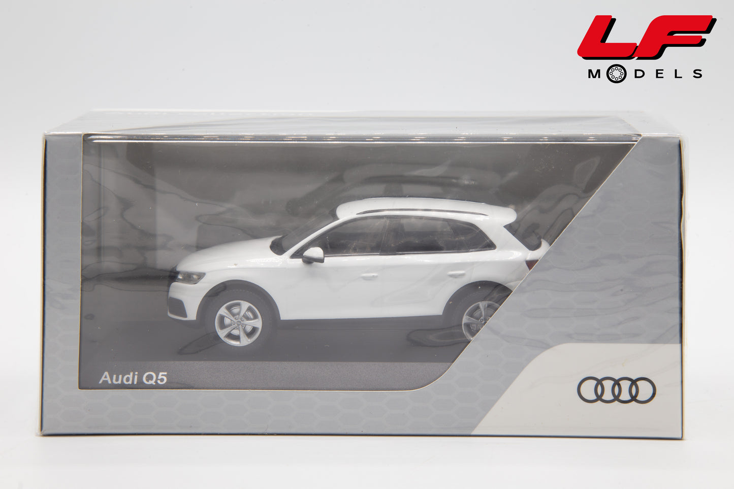 modellino audi q5 i-scale 1:43 scatola