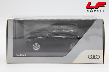 modellino audi q5 i-scale 1:43 scatola