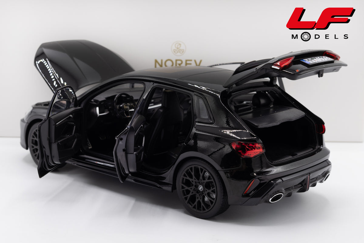 modellino audi rs3 nero norev 1:18 188388 vista posteriore