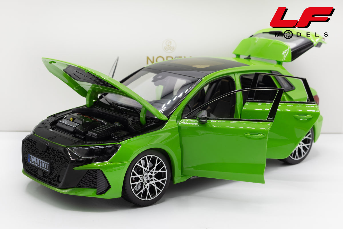 modellino audi rs3 sportback verde norev 1:18 188390 vista frontale