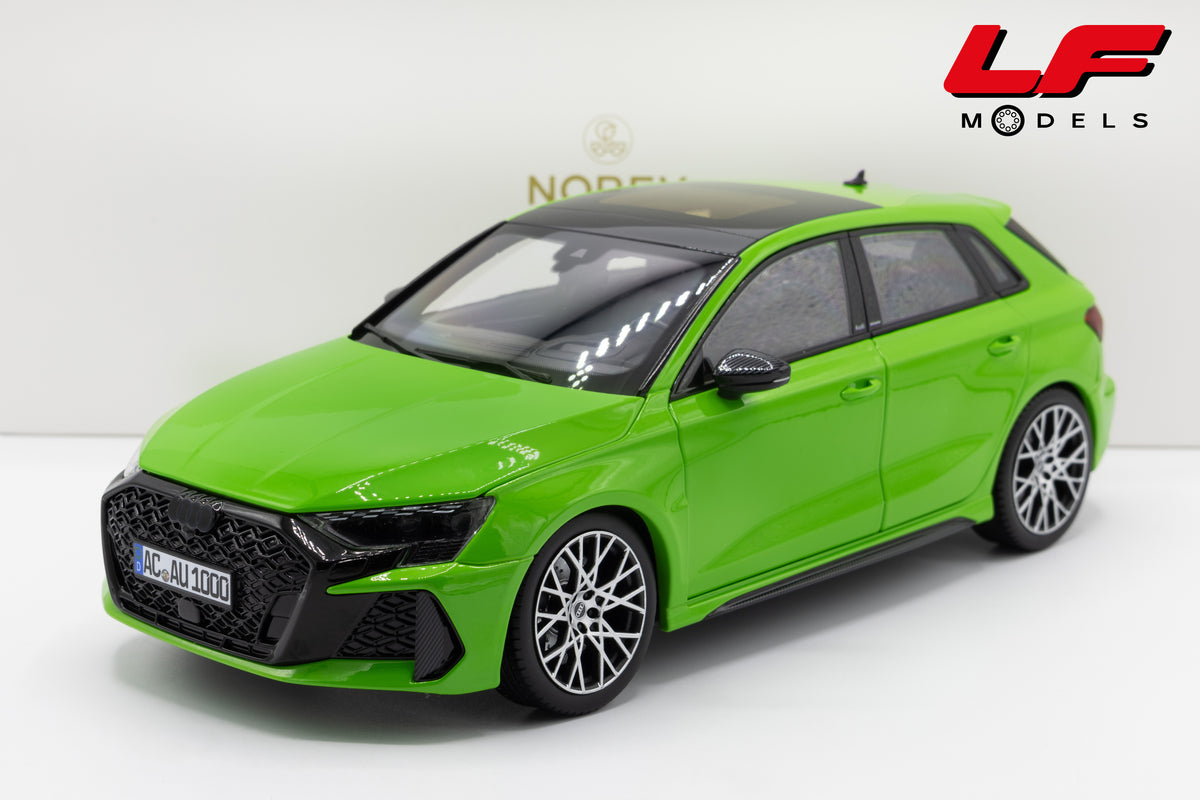 modellino audi rs3 sportback verde norev 1:18 188390 vista frontale