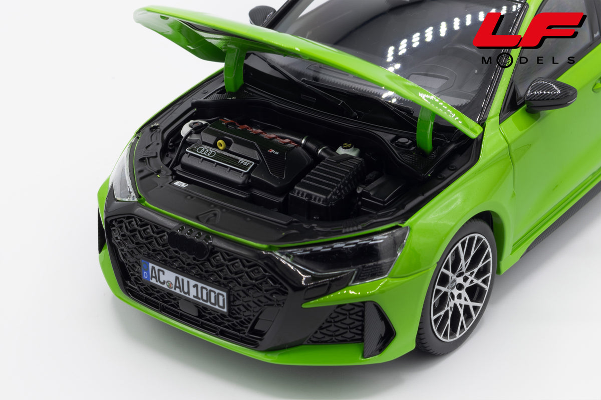 modellino audi rs3 sportback verde norev 1:18 188390 vista motore