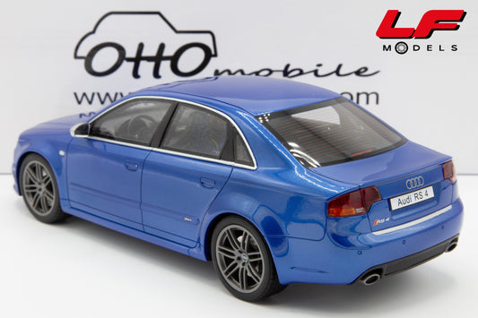 modellino audi rs4 ottomobile 1:18 posteriore