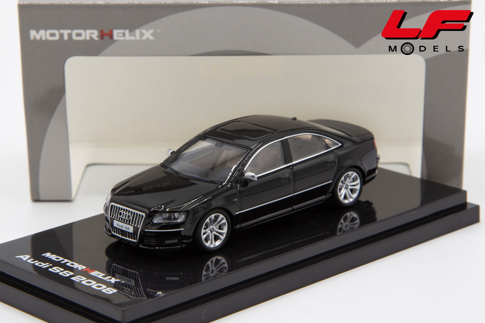 modellino audi s8 motorhelix 1:64