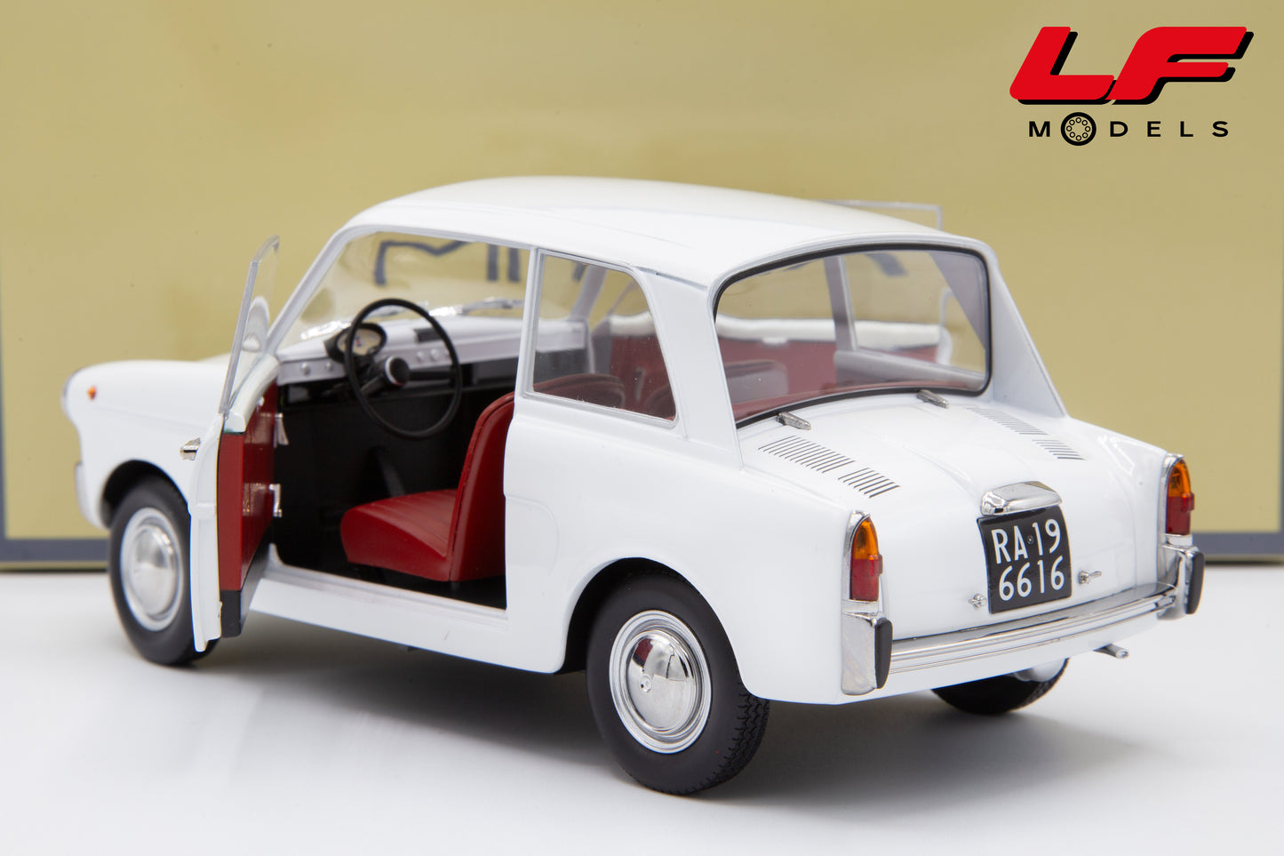 modellino autobianchi bianchina mitica 1:18 posteriore aperto