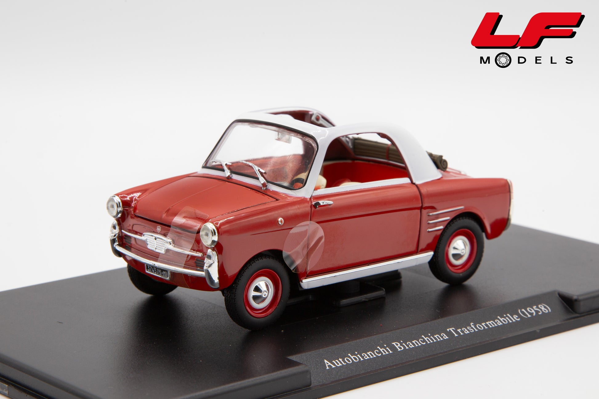 modellino autobianchi bianchina trasformabile edicola 1:24 vista frontale