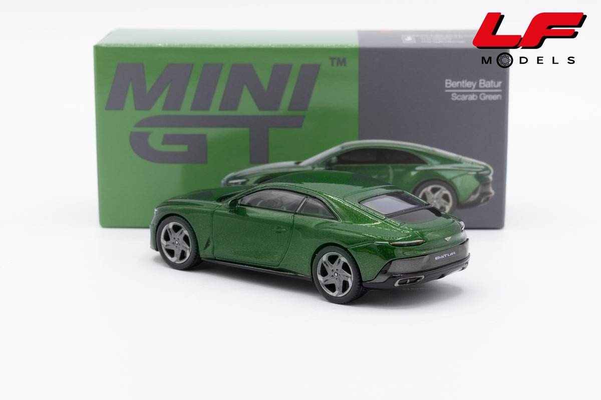 modellino bentley batur scarab green mini gt 1:64 MGT01161-L vista posteriore