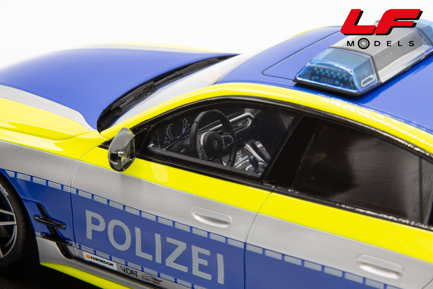modellino bmw 4 series polizei ottomobile 1:18 OT1205 vista interni