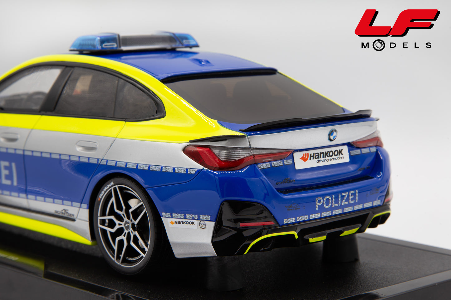 modellino bmw 4 series polizei ottomobile 1:18 OT1205 vista posteriore