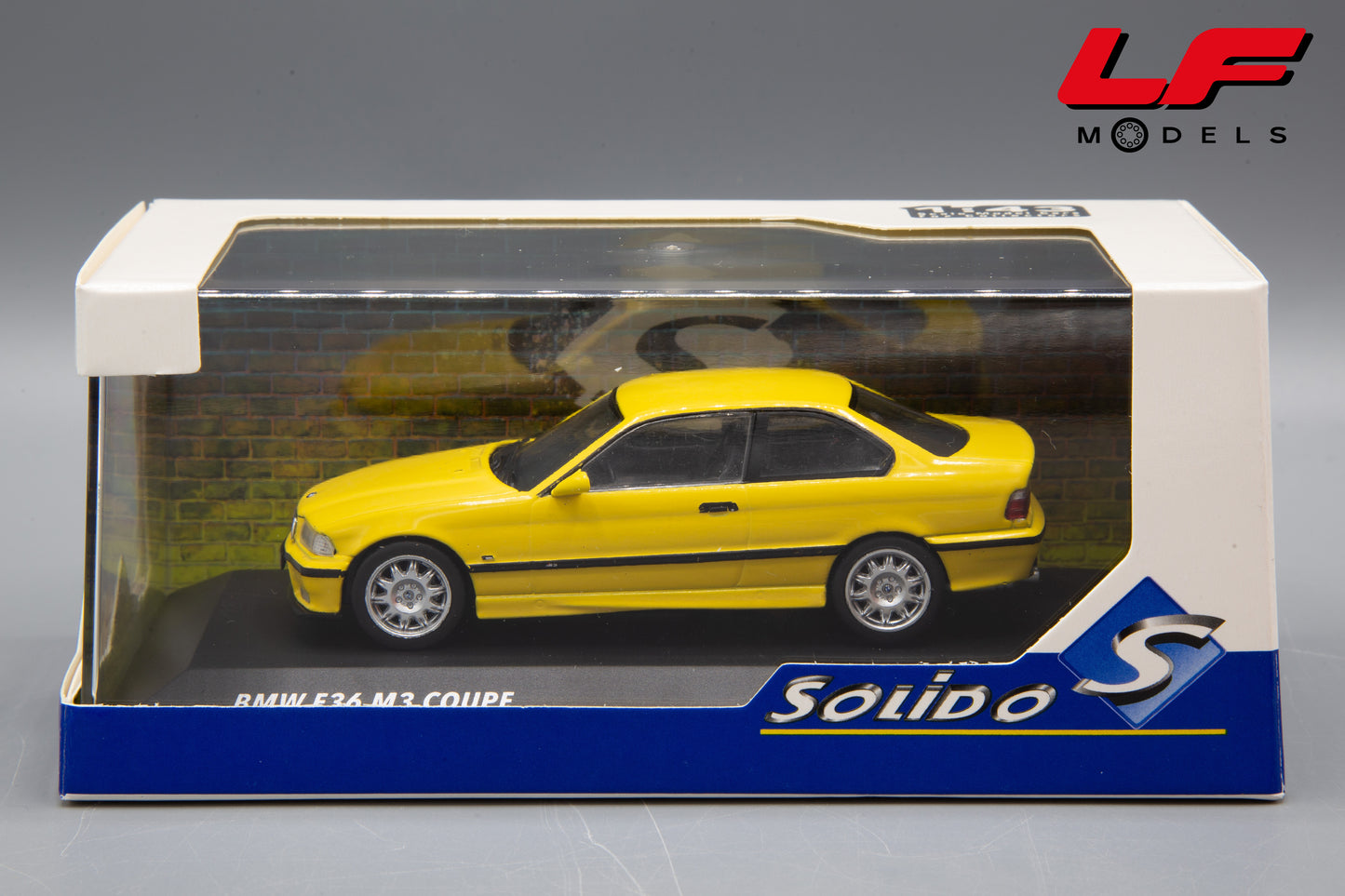modellino bmw e36 m3 solido 1:43