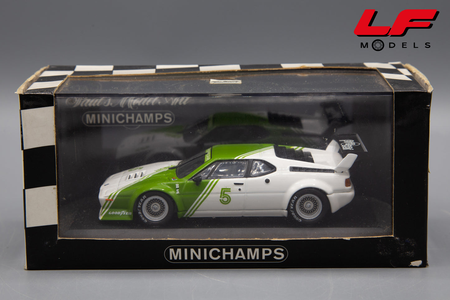 modellino bmw m1 minichamps 1:43 scatola