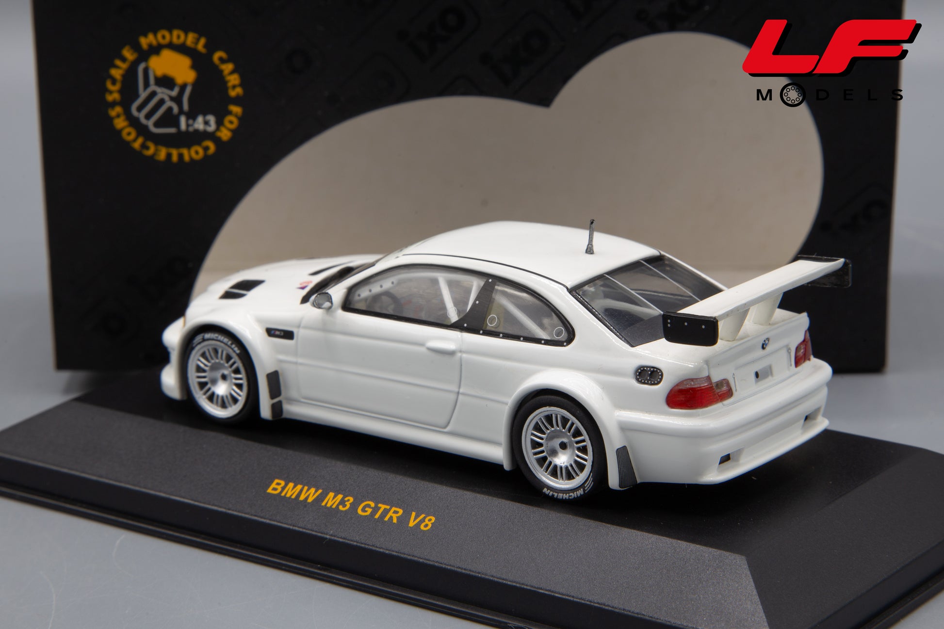 modellino bmw m3 gtr ixo 1:43 posteriore