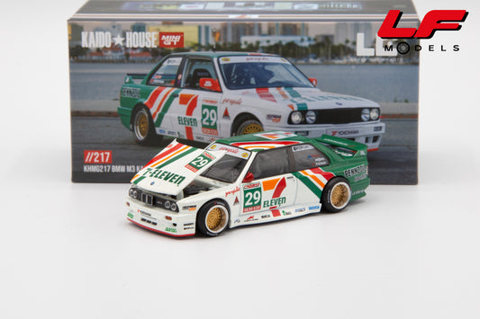 modellino bmw m3 kaido house larry chen mini gt 1:64 KHMG217 vista frontale