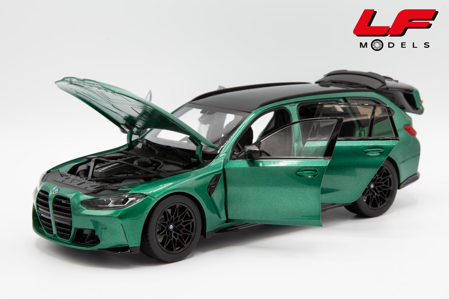 modellino bmw m3 touring sw tsm 1:18 TSM181030 vista frontale aperto