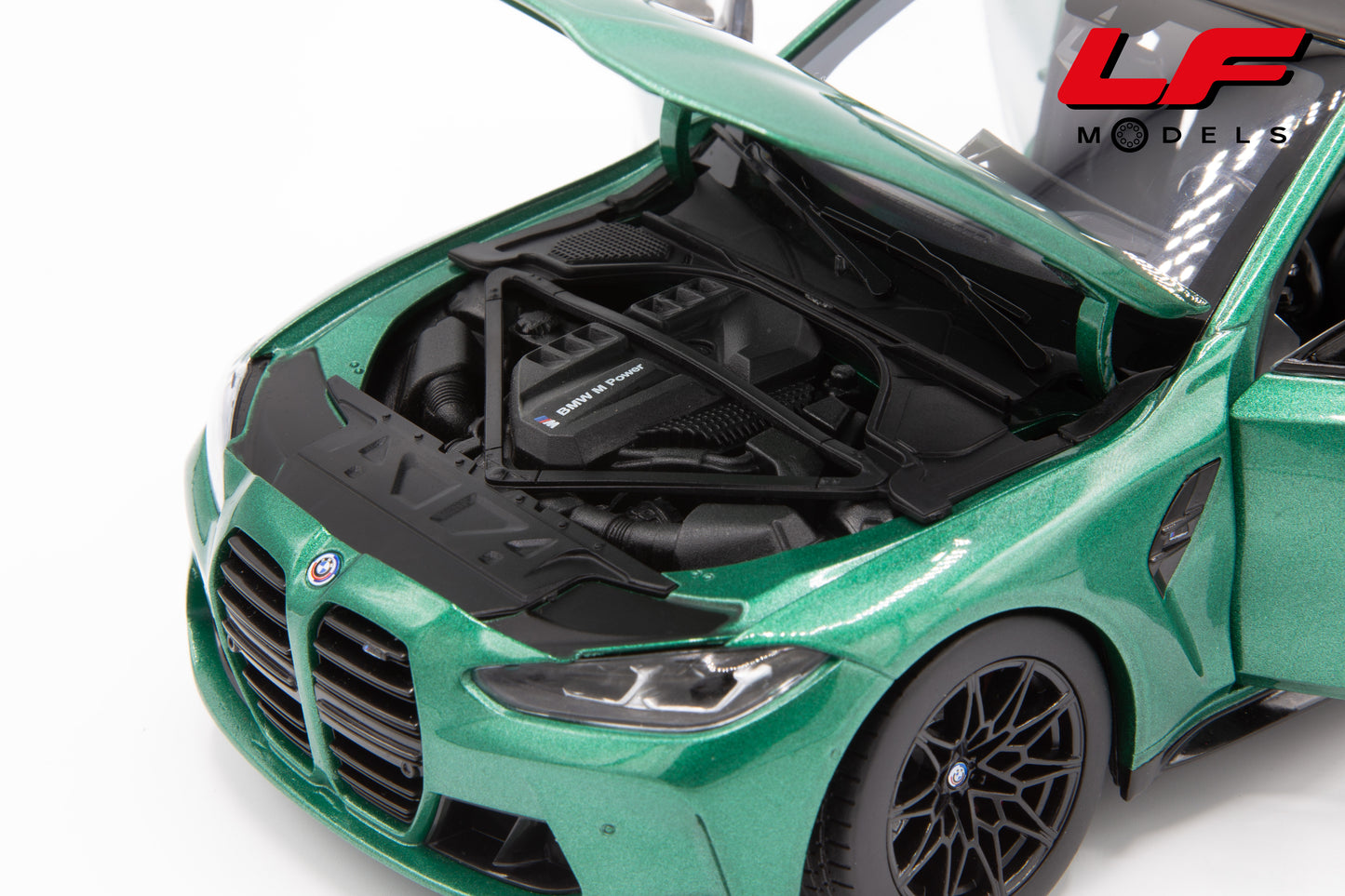 modellino bmw m3 touring sw tsm 1:18 TSM181030 vista motore