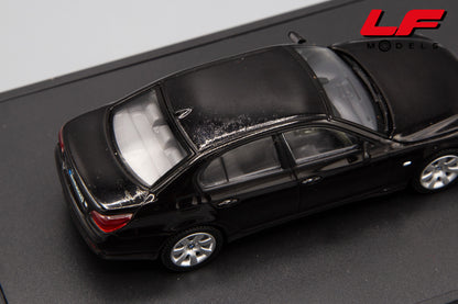 bmw serie 5 kyosho 1:43 difetto