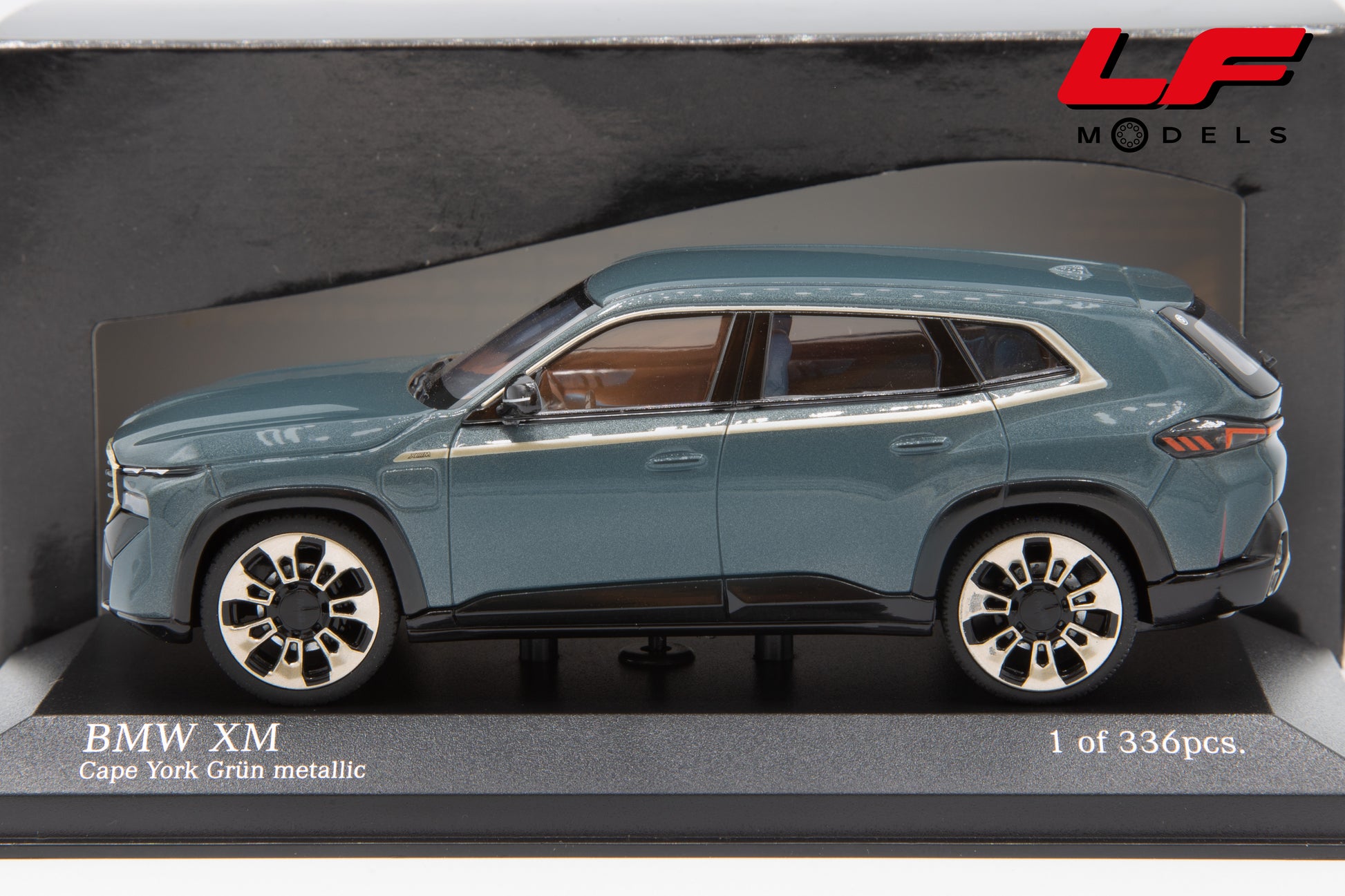 modellino bmw xm minichamps 1:43 410023300 vista laterale