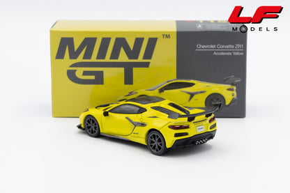 modellino chevrolet corvette c8 zr1 accelerate yellow mini gt 1:64 MGT01158-L vista posteriore
