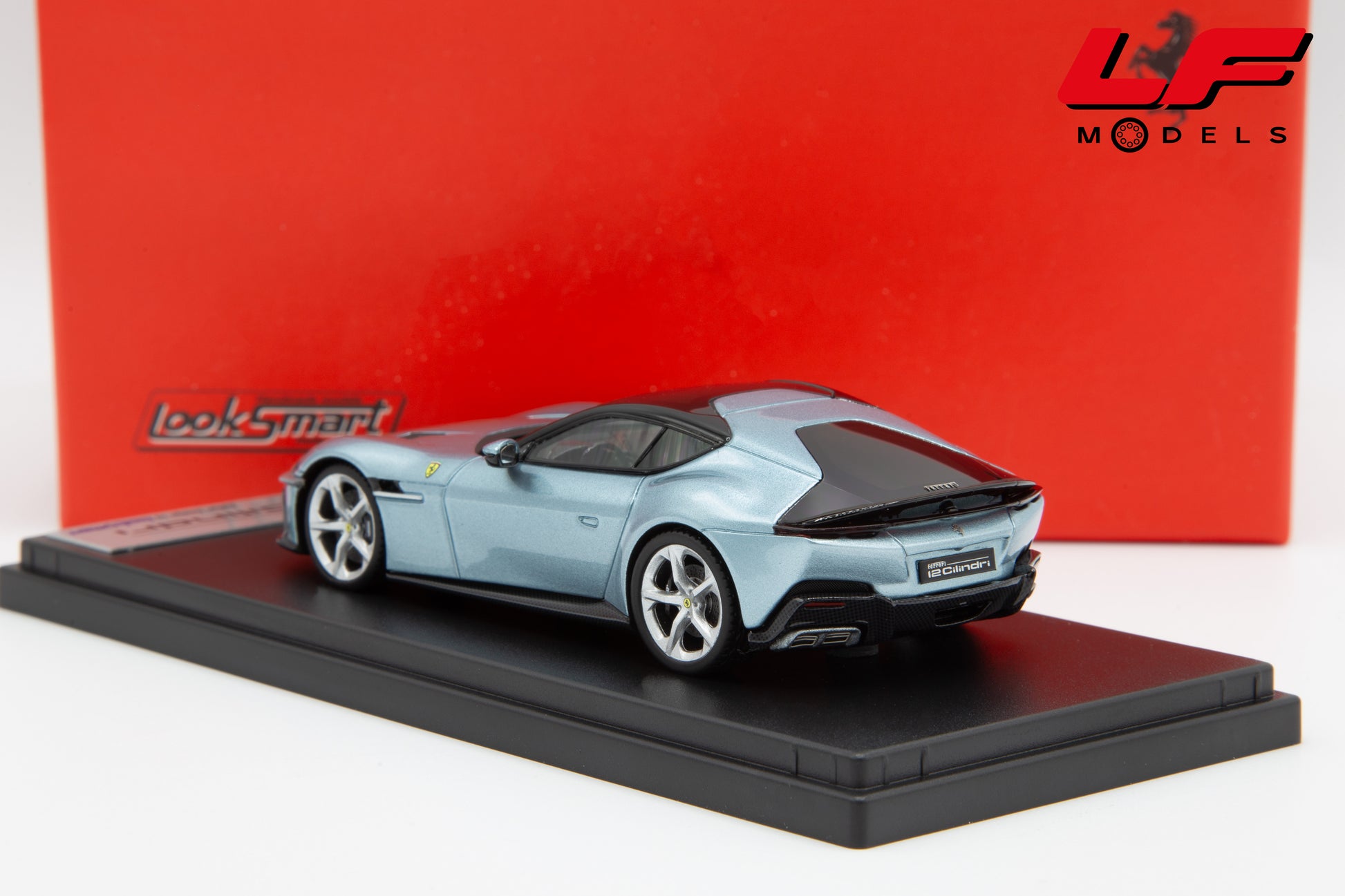 modellino ferrari 12 cilindri celeste trevi looksmart 1:43 LS553D vista posteriore