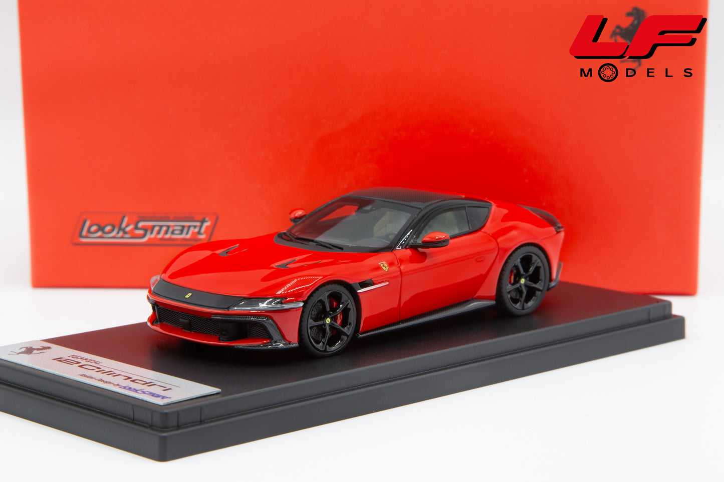 modellino ferrari 12 cilindri rosso scuderia looksmart 1:43 LS553F vista frontale