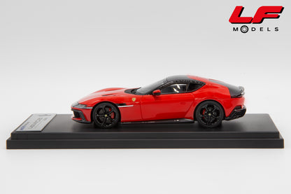 modellino ferrari 12 cilindri rosso scuderia looksmart 1:43 LS553F vista laterale