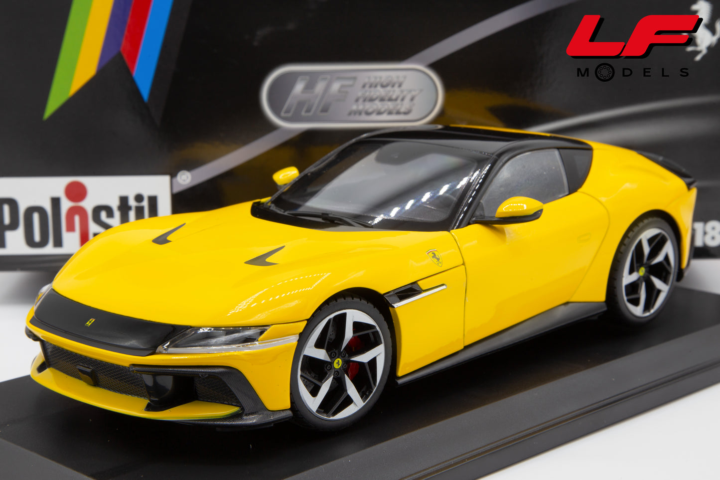 modellino ferrari 12 cilindri polistil 1:18 frontale