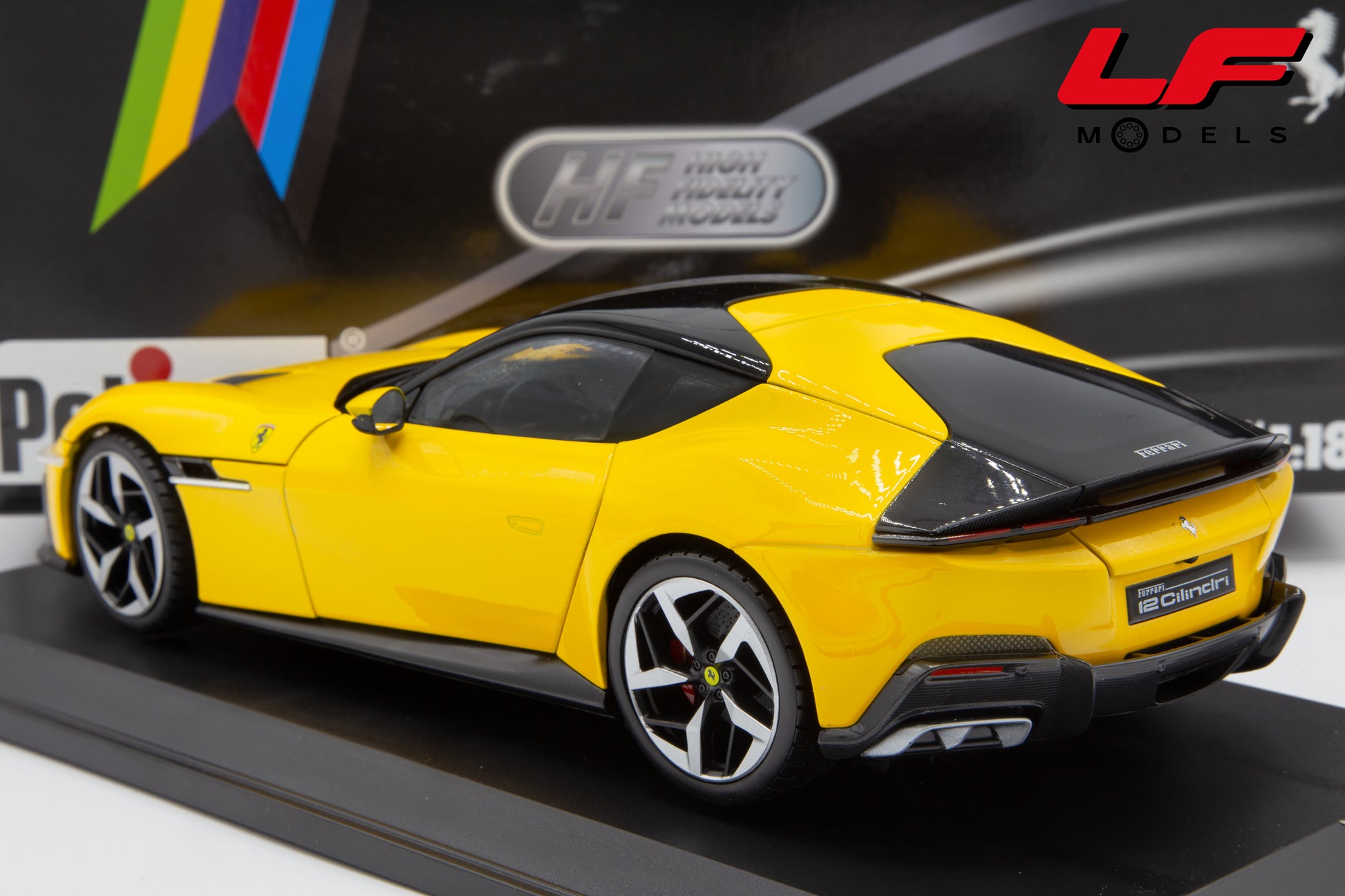 modellino ferrari 12 cilindri polistil 1:18 posteriore