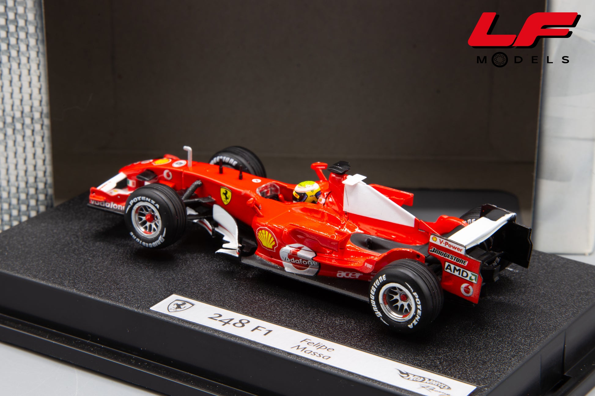 modellino ferrari 248 f1 massa hotwheels 1:43 posteriore