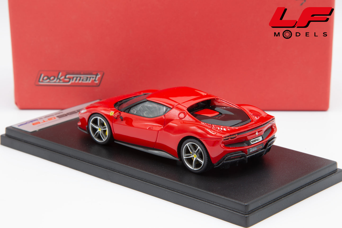 modellino ferrari 296 gtb rosso corsa looksmart 1:43 LS533E vista posteriore