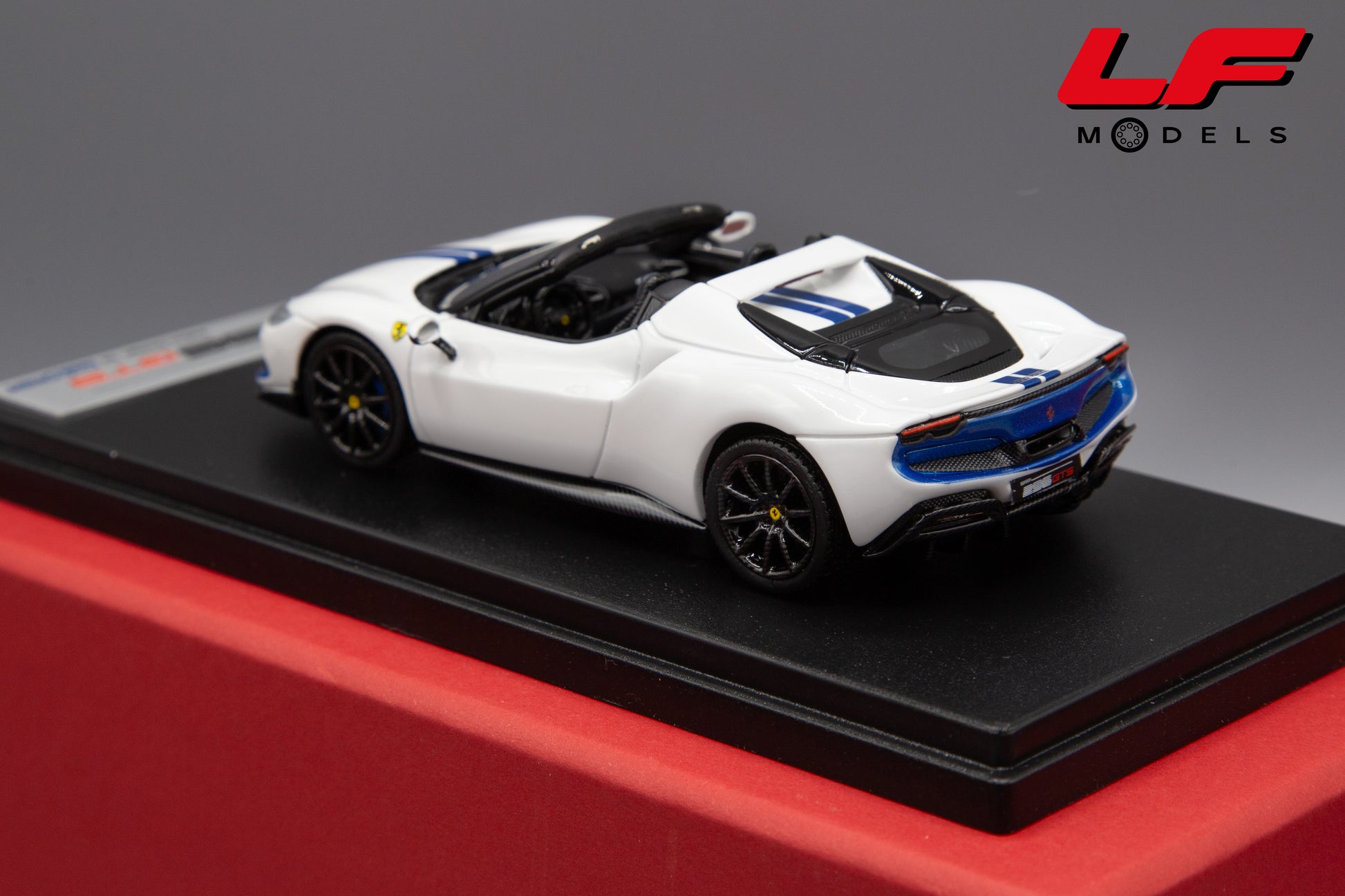 modellino ferrari 296 gts looksmart 1:43 posteriore