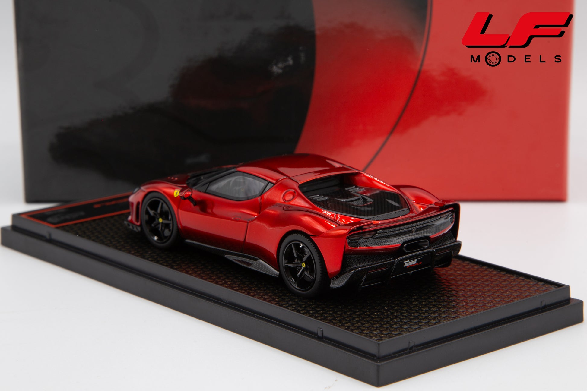 modellino ferrari 296 speciale rosso magma bbr 1:43 BBRC323C vista posteriore