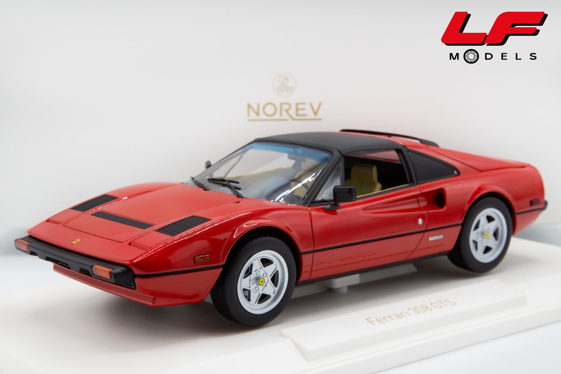 modellino ferrari 308 gts norev 1:18 frontale