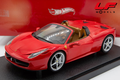 modellino ferrari 458 italia spider hotwheels 1:18 frontale
