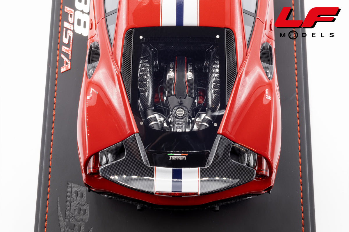 modellino ferrari 488 pista rosso corsa bbr 1:18 P18145A6 vista motore