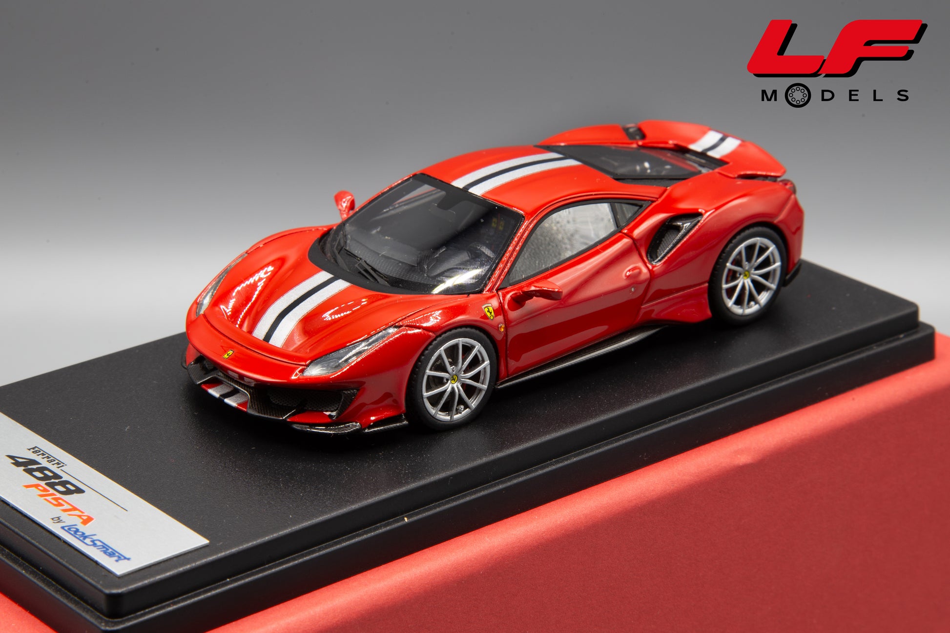 modellino ferrari 488 pista looksmart 1:43 frontale