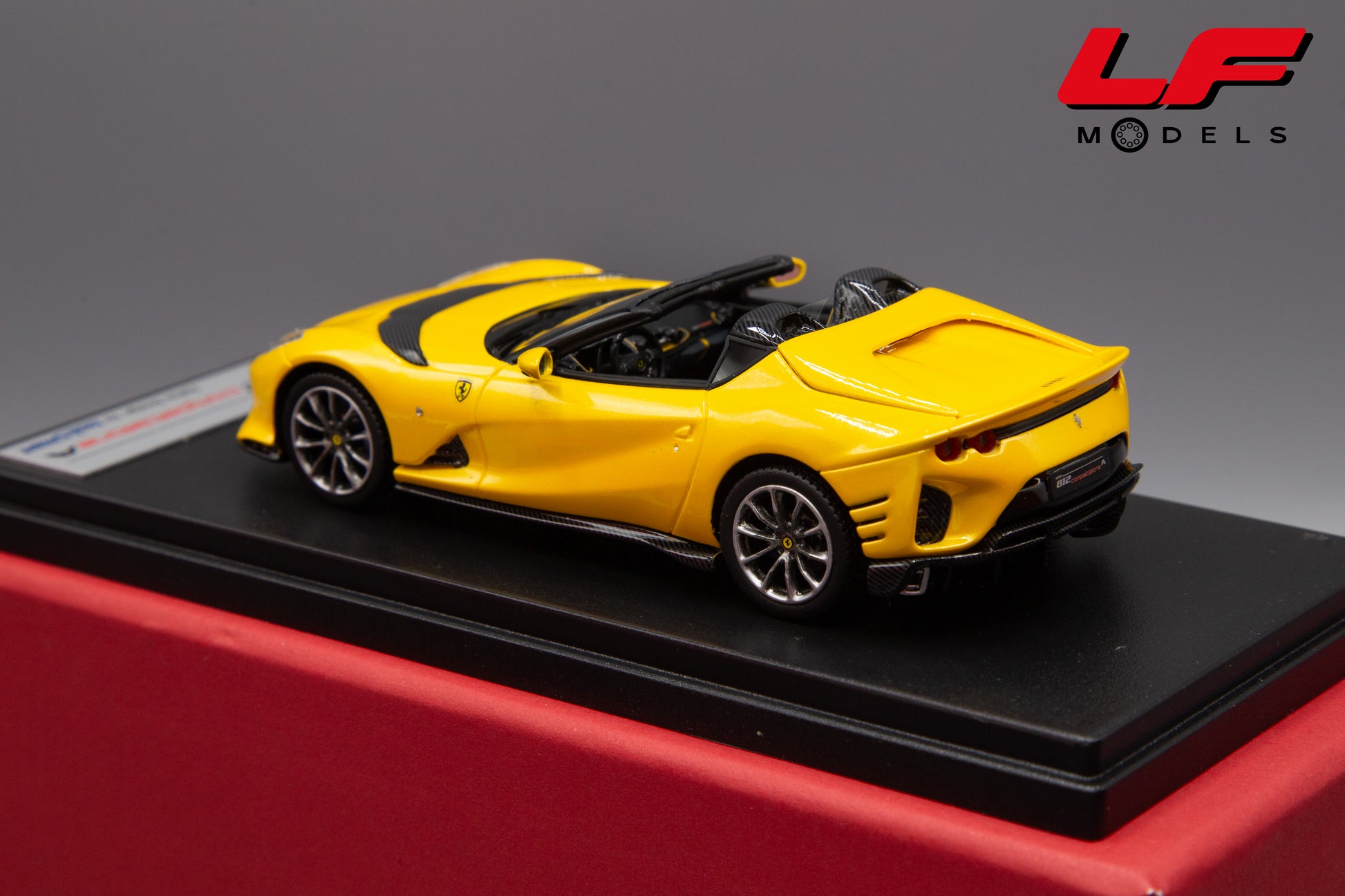 modellino ferrari 812 competizione a looksmart 1:43 posteriore