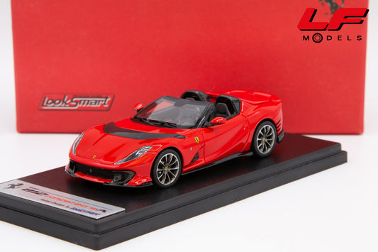 modellino ferrari 812 competizione a rosso scuderia looksmart 1:43 LS531D vista frontale