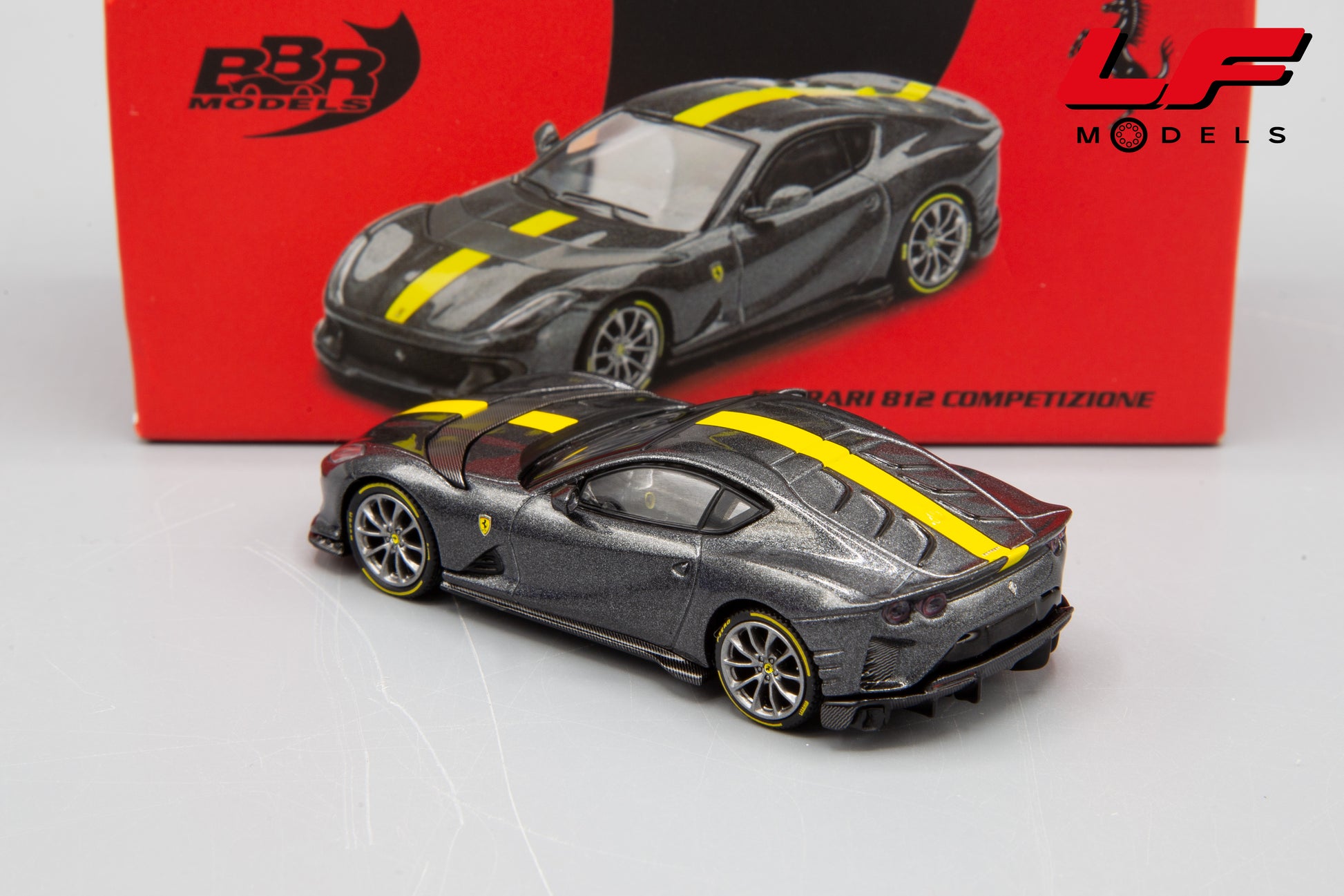 modellino ferrari 812 competizione bbr 1:64 posteriore