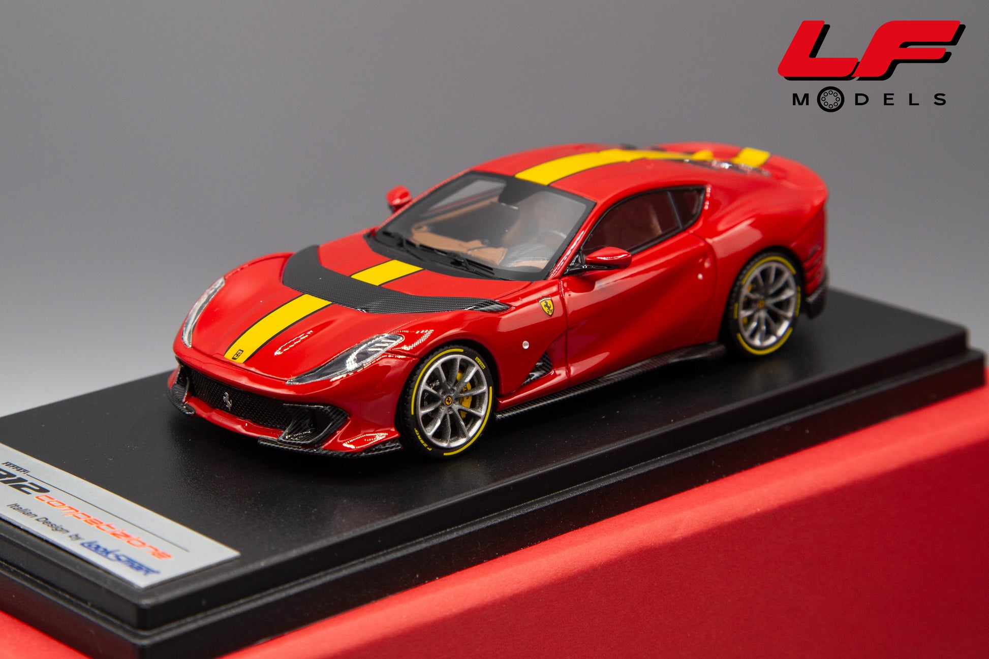 modellino ferrari 812 competizione looksmart 1:43 frontale