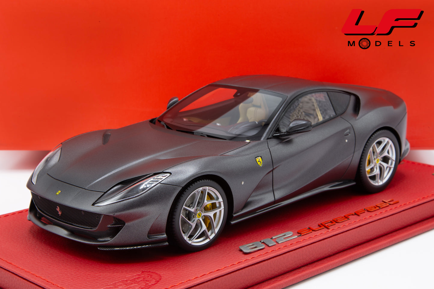 BBR FERRARI 812 SUPERFAST 87° SALON DE GENÈVE 2017 HOT MATT SILVER 1:18