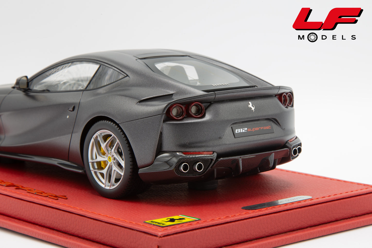 BBR FERRARI 812 SUPERFAST 87° SALON DE GENÈVE 2017 HOT MATT SILVER 1:18
