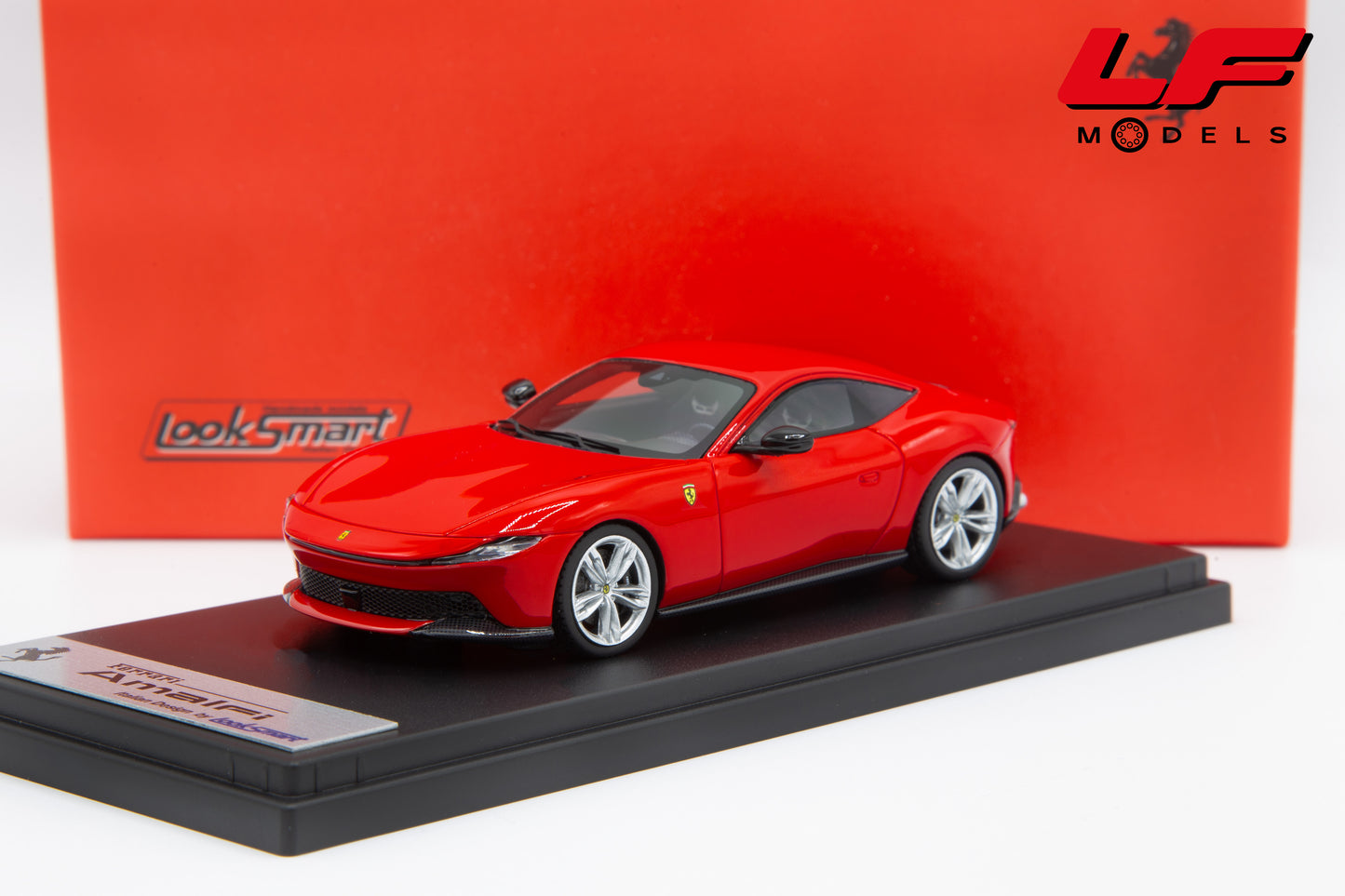 modellino ferrari amalfi looksmart 1:43 LS560E vista frontale