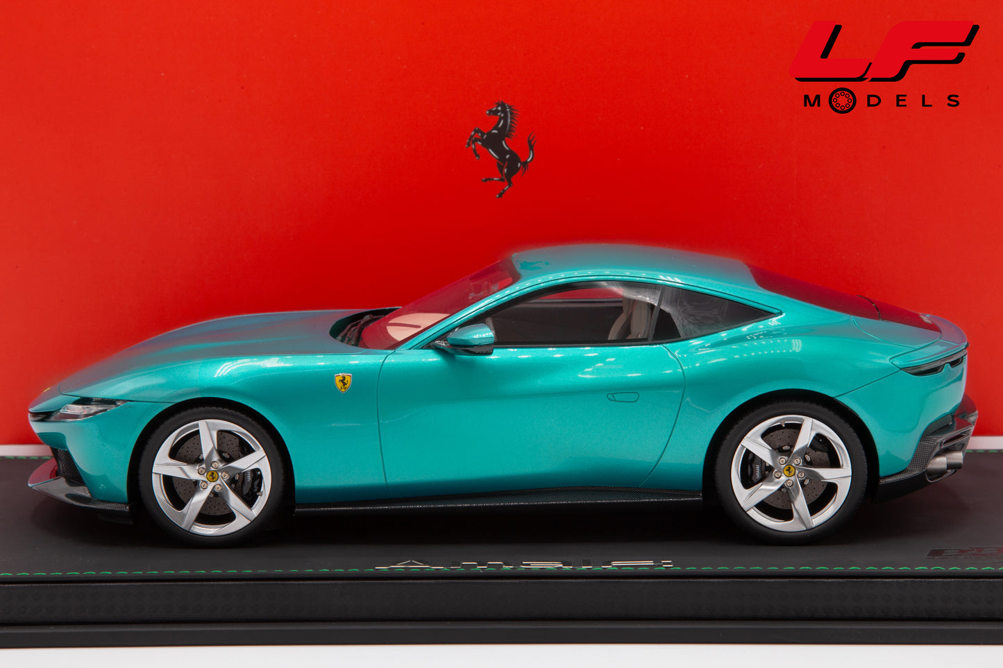 modellino ferrari amalfi verde costiera bbr 1:18 P18272E vista laterale