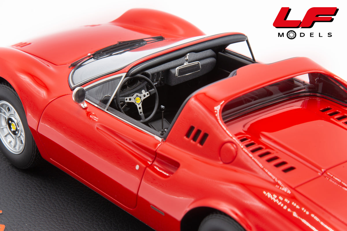 modellino ferrari dino 246 gts rosso corsa bbr 1:18 P18258 vista interni