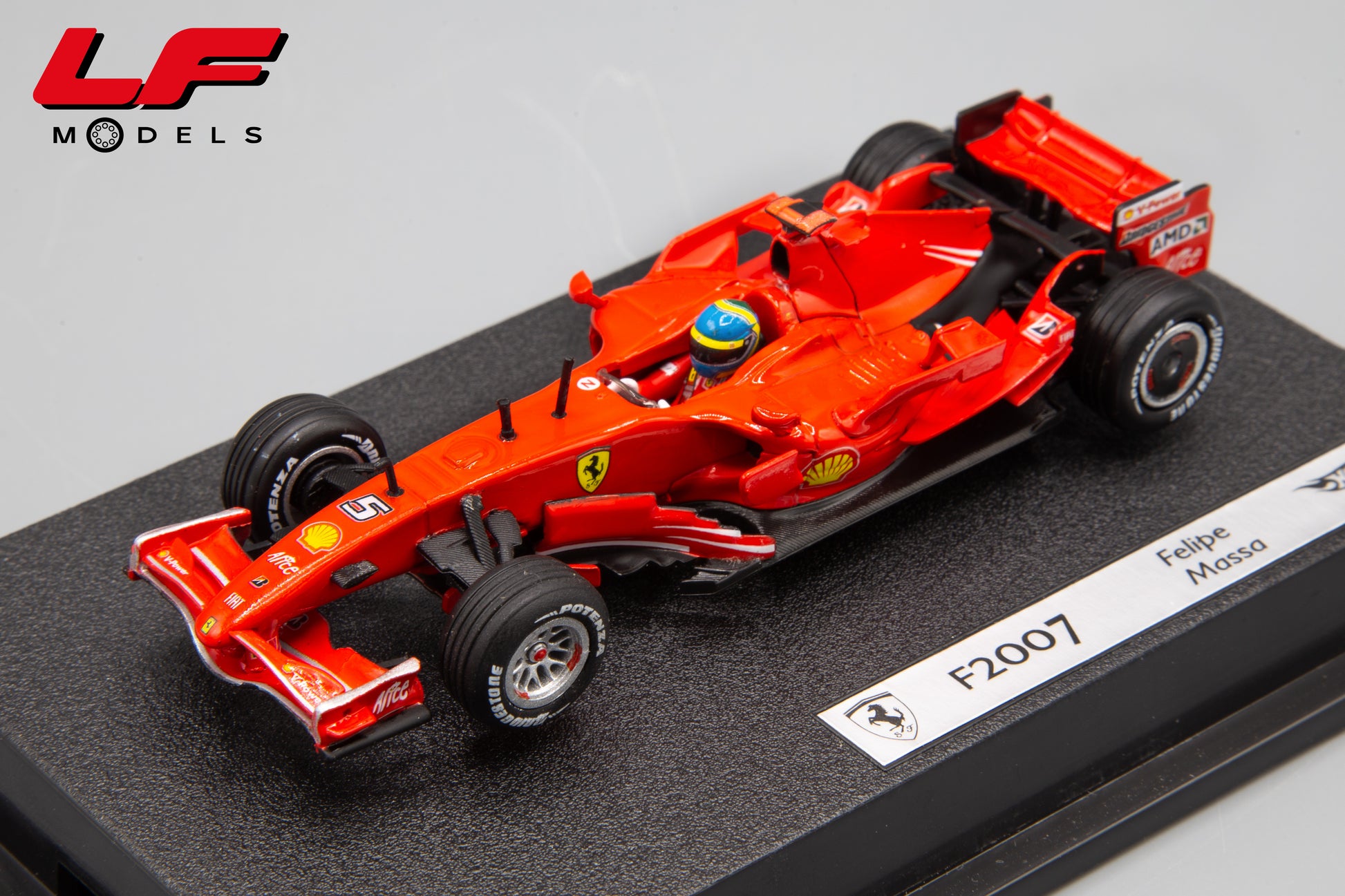 modellino ferrari f2007 massa hotwheels 1:43 frontale